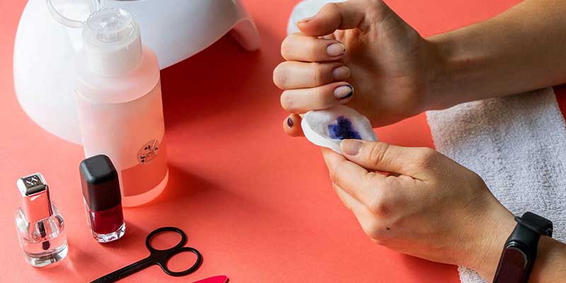 Best Nail Polish Removers that Won’t Ruin Your Fingers